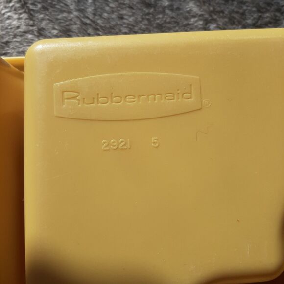 Vintage Rubbermaid Silverware Drawer Organizer Tray #2921 USA Yellow Plastic - Picture 3 of 6